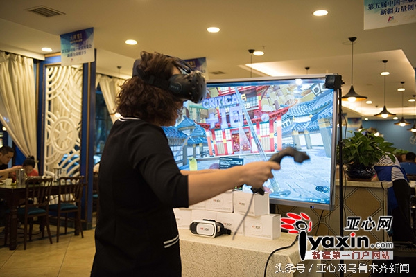 太炫酷！新疆第一家VR餐厅 科技体验餐厅原来是这样的(图3)