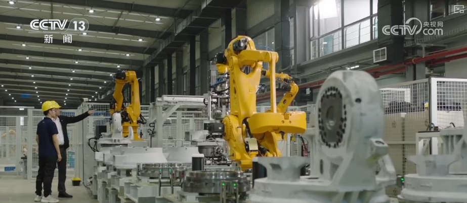 “新引擎”轰鸣、“新赛道”拓宽、场景”涌现 从”透视经济发展劲头(图12)