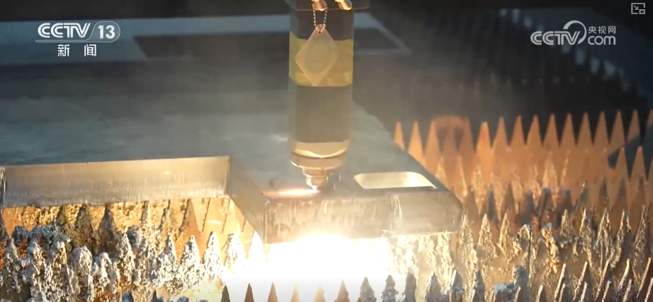 “新引擎”轰鸣、“新赛道”拓宽、场景”涌现 从”透视经济发展劲头(图14)