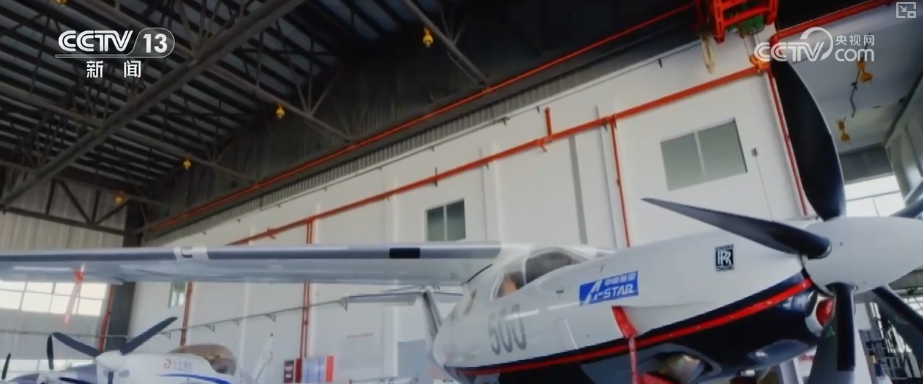 “新引擎”轰鸣、“新赛道”拓宽、场景”涌现 从”透视经济发展劲头(图18)