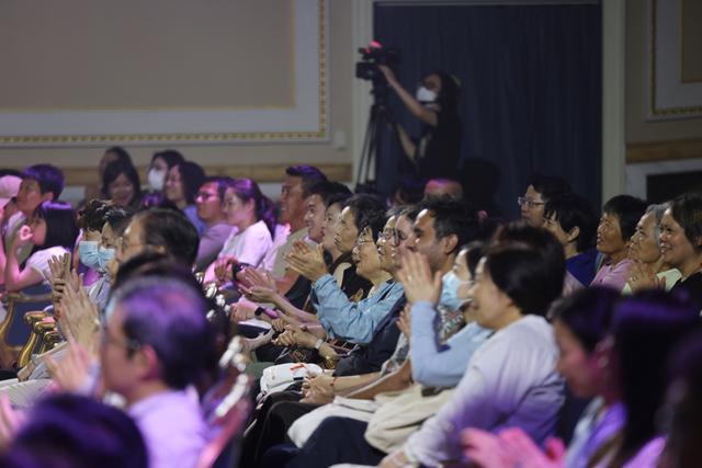 九游app入口：暑期档上海音乐厅“文旅三件套”吸引近两万人次(图4)