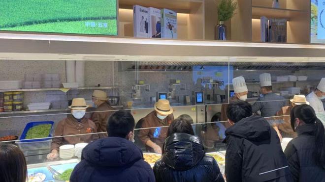 年轻人不愿进后厨这家公司开始在“餐饮智能设备”上疯狂开挂！(图4)