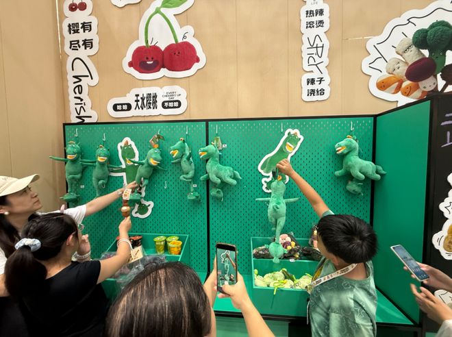 故宫、迪士尼机器人文旅热门IP亮相2025中国文旅博览会(图1)