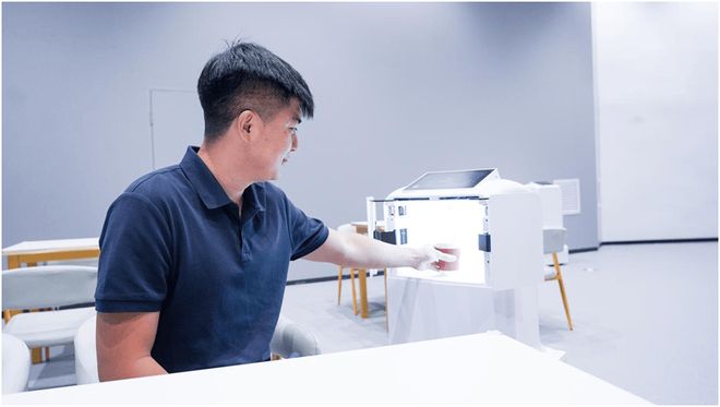 2025吉林省首届机器人文化节盛大开幕 仿生科技与智能体验引爆国庆假期(图4)