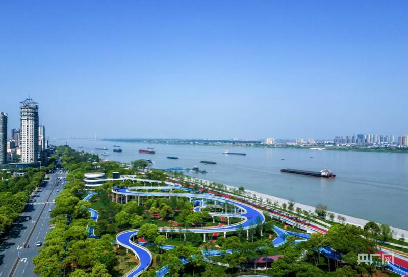 赣鄱潮涌处 披“绿”又生“金”(图1)