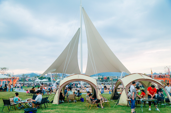 九游app入口：漳州台商投资区角美镇：文明新风拂古镇角美焕发新荣光(图3)