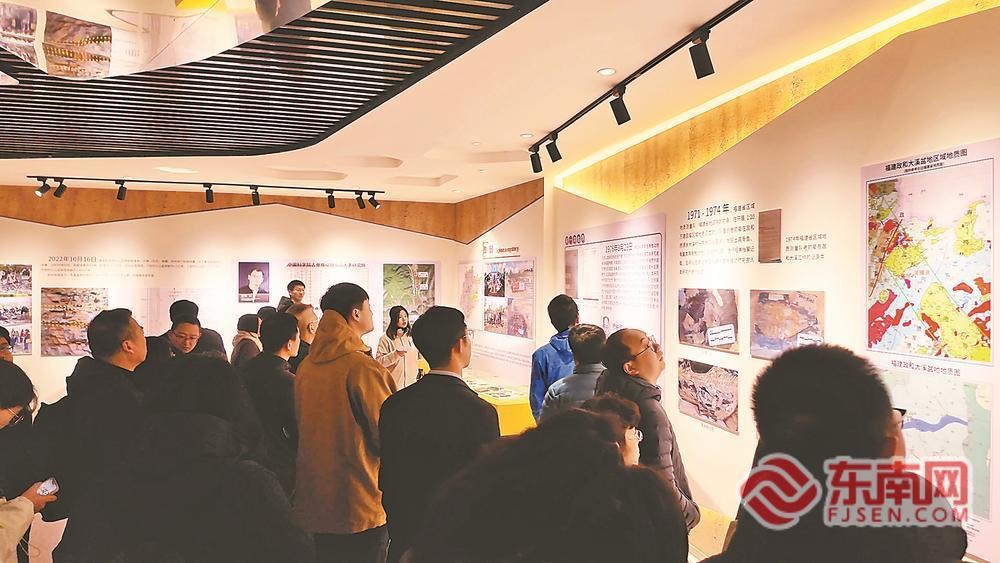 走去政和“敲化石”(图2)