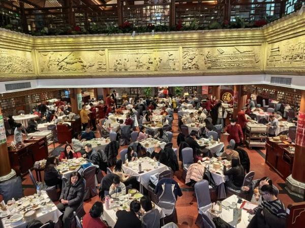 九游娱乐：回顾2025：全聚德餐饮主业稳中有进食品化战略提速打造新引擎(图3)