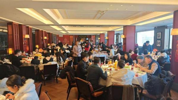 九游娱乐：回顾2025：全聚德餐饮主业稳中有进食品化战略提速打造新引擎(图2)