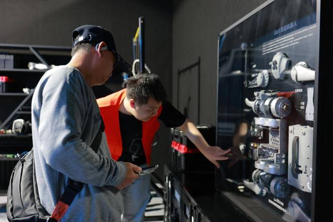 机器人嘉年华：飞阔科技赋能文化旅游新业态助推上海环球港打造沉浸式未来体验(图5)