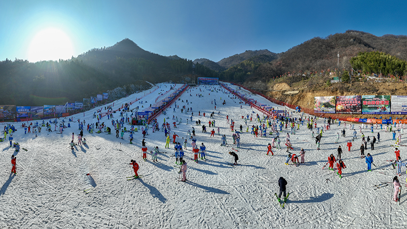 新春走基层丨皖美过大年 小城欢乐多(图2)