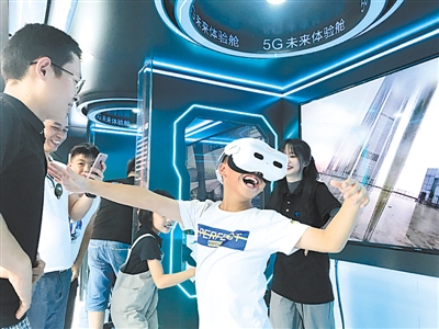 德国客人探访杭州江南铜屋 沉浸式体验中国非遗魅力(图1)