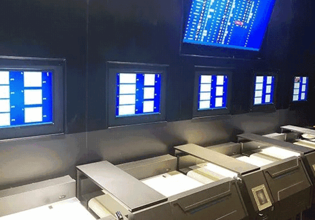 智慧食堂+实训基地双赋能！智能科技守护舌尖安全产教协同培育未来餐饮人——“战略落地·人才先行”七鲜小厨全国首家产教融合店在广州落成剪彩(图1)