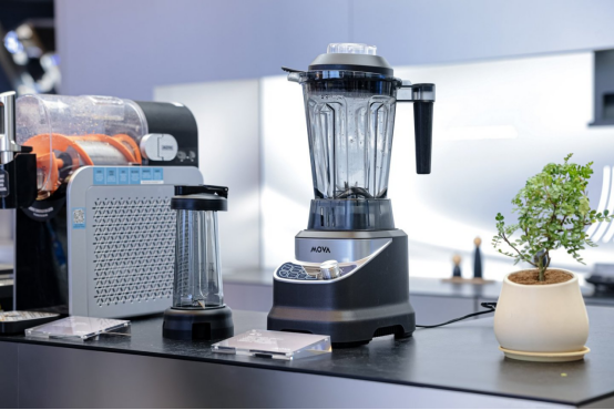 九游娱乐：从德国“预制菜”到MediaMarkt货架MOVA如何撕开海外高端厨电的70%毛利空间(图1)