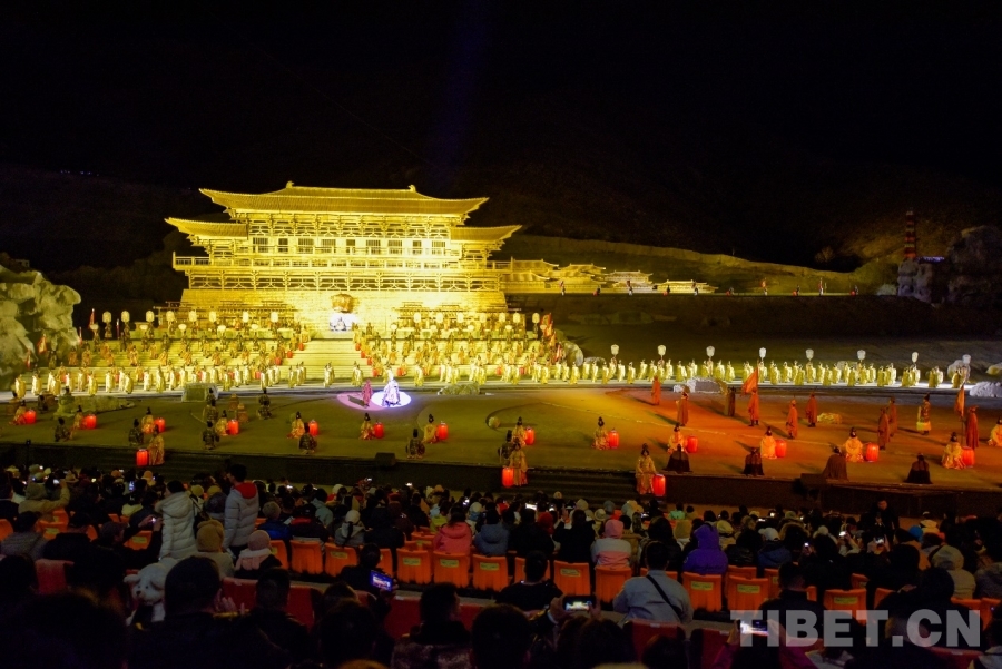 九游app入口：《文成公主》大型实景剧第十四季首演(图2)