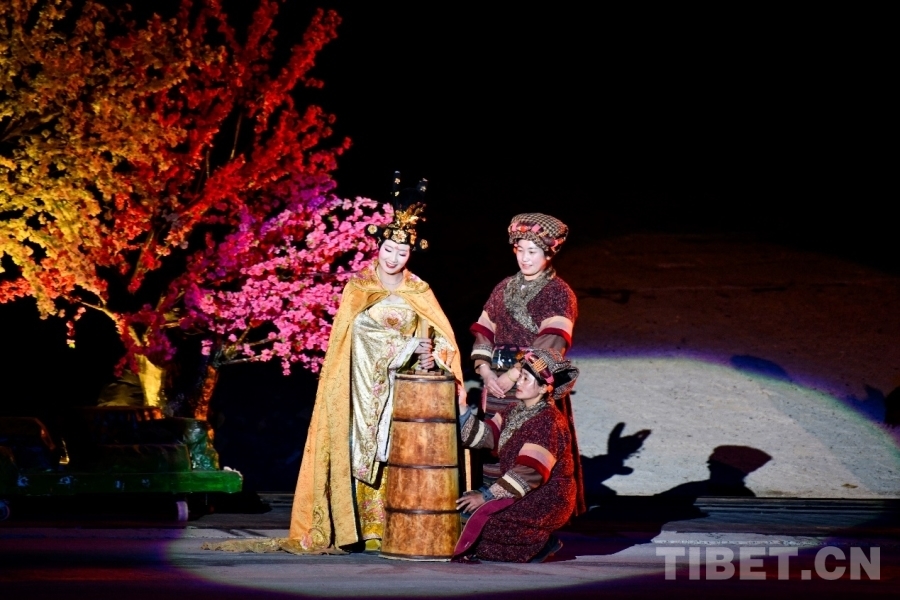 九游app入口：《文成公主》大型实景剧第十四季首演(图4)