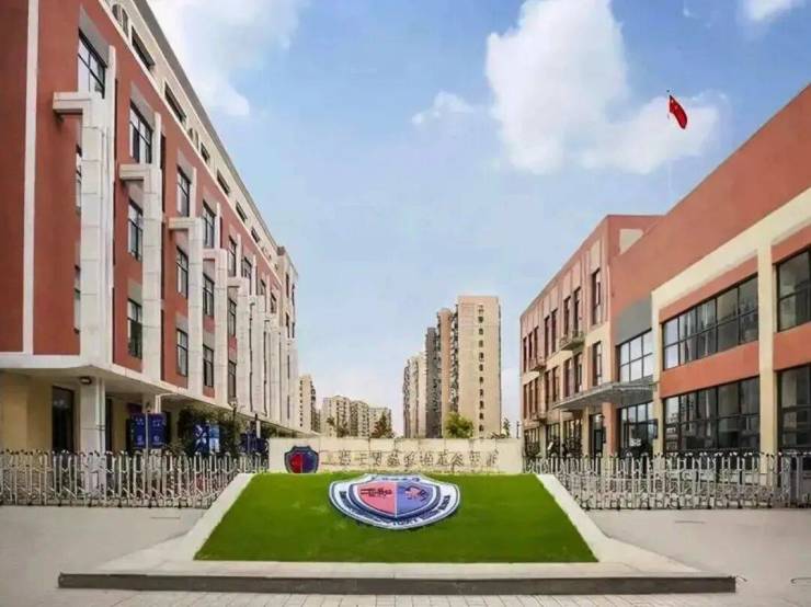 天安1号B区│ (营销中心) 官网-2026销售中心 (天安1号B区售楼处)-楼盘欢迎您-价格-户型-地址-环境-配套-交房时间-售楼处电话-最新动态(图27)