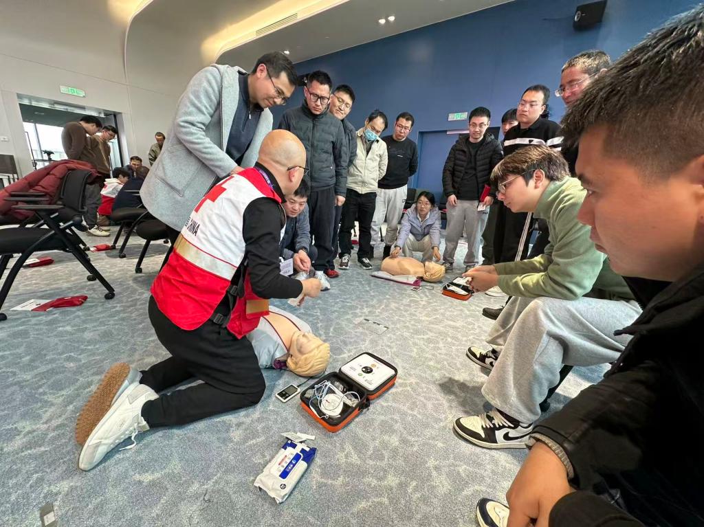 “济时行动护你同行”同济大学临港基地应急急救专项培训举行(图2)