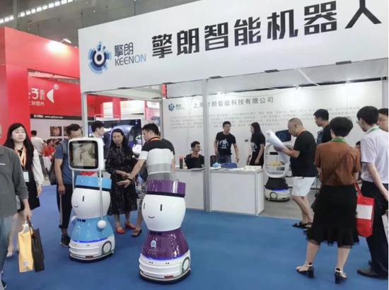 全球首家虚拟餐厅主打用“眼睛”吃饭一天仅接待8位顾客！(图1)
