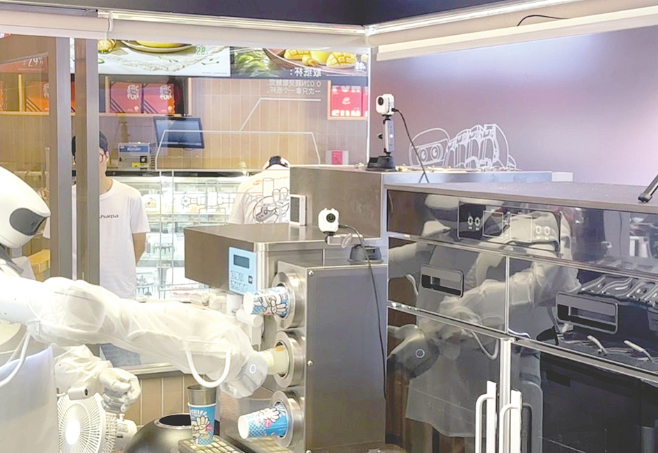 比人力更贵更慢的机器人员工餐饮品牌何以急着请进门店？(图1)